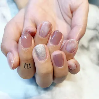 ネイル UrakoNail 《nail》のネイルデザイン
