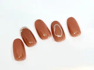 ネイル 【山岡】 ロイヤル•セラピストのネイルデザイン