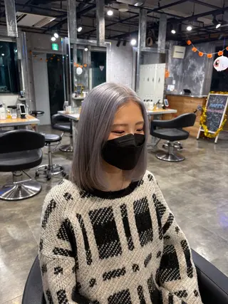 ミディアム カラー ハイトーン 横浜💞ミオのヘアスタイル