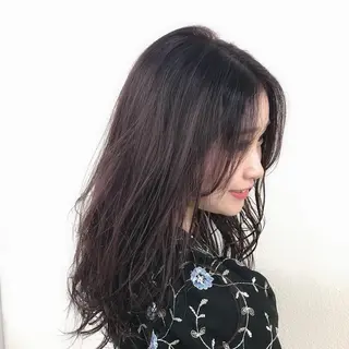 セミロング カラー 🩵ハイトーン 美咲🩵のヘアスタイル