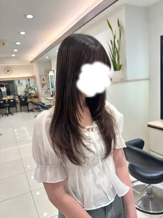 ロング 辻村 彩華のヘアスタイル