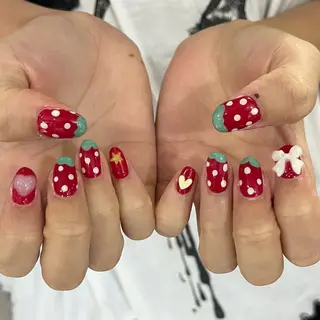 ネイル 小川 柚香のネイルデザイン