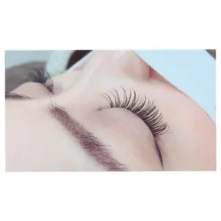 マツエク・マツパ Nana .のマツエク・マツパデザイン