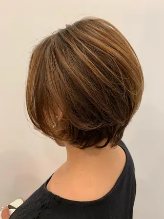ショート カラー 長谷川 湧のヘアスタイル