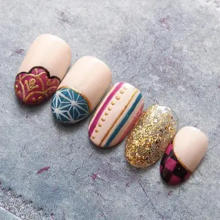 ネイル 山田 麻衣のネイルデザイン