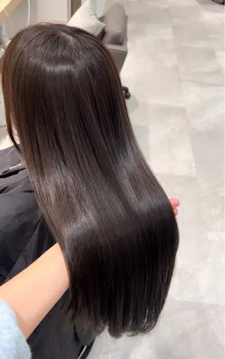 ロング 韓国ヘア|シアーカラ |艶カラー|アカリのヘアスタイル
