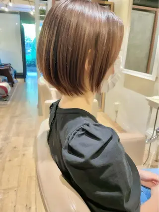 ショート カラー ショート ボブ 梅田 木戸健人のヘアスタイル