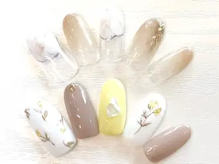 ネイル @.Freestyle 【フリースタイル】所属・根本 奈美のネイルデザイン