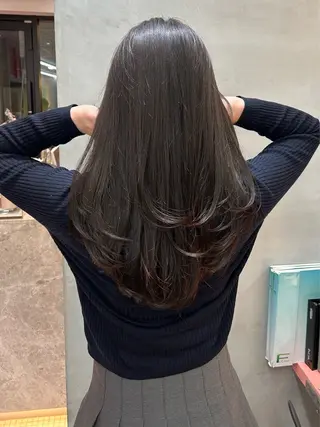 ロング Lond polaire所属・レイヤー/艶髪 縮毛矯正🌱  赤石のヘアスタイル