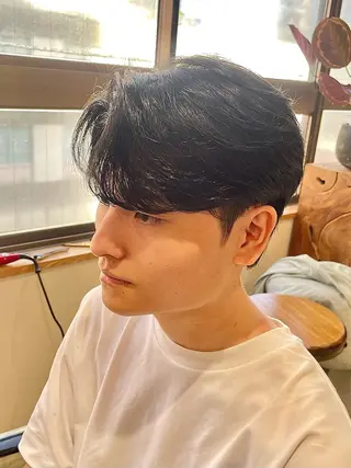 メンズ itsuki ／ 曲がる縮毛矯正のヘアスタイル