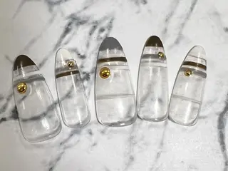 ネイル ❤️💛🩵京橋 痛ネイル⭐️3Dのネイルデザイン