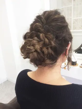 ヘアアレンジ SALOWIN名古屋本山店所属・🍏ナガヤマ ヒデアキ🍏のヘアスタイル