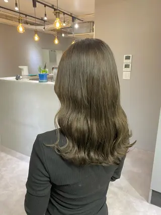 セミロング カラー きよはらちさき🍑 柔らかカラー🌱🫧のヘアスタイル