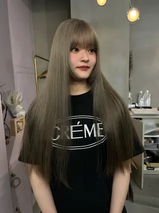 ロング カラー qulim所属・櫻井 はるなのヘアスタイル
