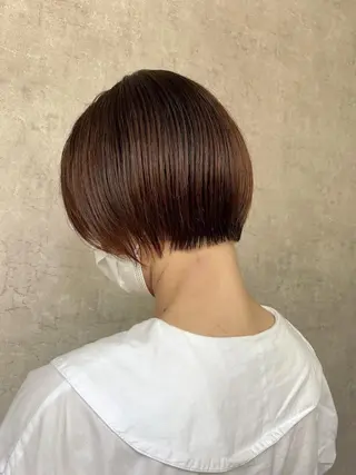 ショート 切りっぱなしボブ/ デザインカラー店長のヘアスタイル