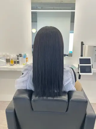 カラー IRESU札幌駅南口店所属・IRESU yukaのヘアスタイル