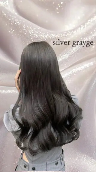 ロング カラー 🫧赤み消しカラー nanami🫧のヘアスタイル