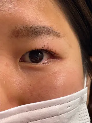 マツエク・マツパ 桑田 新菜のヘアスタイル