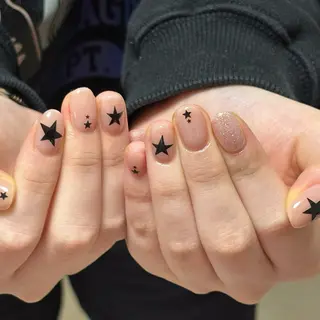 ネイル IYOU NAIL町田店所属・IYOUNAIL- Piggyのネイルデザイン