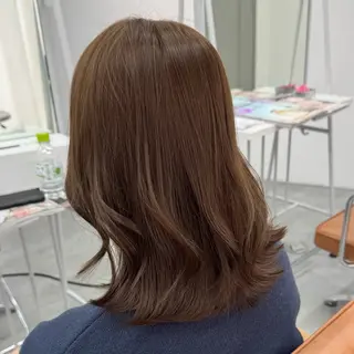ミディアム カラー ヘアアレンジ ブリーチなしカラー /ベージュ/安形翔のヘアスタイル