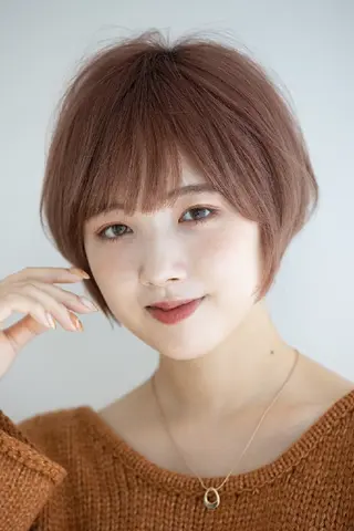 ショート カラー 特別価格で営業中‼️ レム髪質改善のヘアスタイル