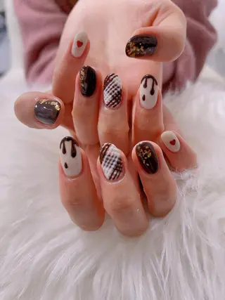 ネイル 菲菲ネイルサロン所属・FF フィフィネイルサロンのネイルデザイン