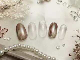 ミディアム ネイルPetit Ribbonのネイルデザイン