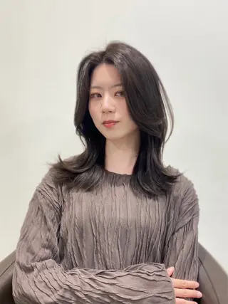 ミディアム カラー 岡山 愛のヘアスタイル