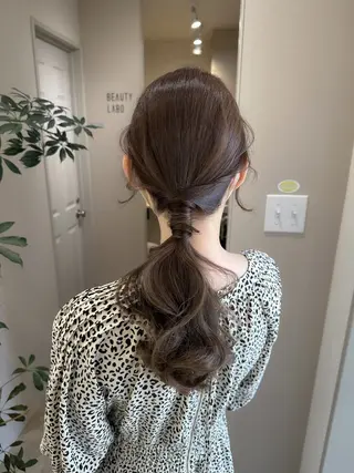 セミロング カラー ヘアアレンジ autre所属・大久保 ひでなりのヘアスタイル