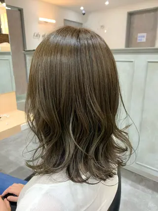 ミディアム カラー 髪質改善🩵艶髪 ストレート🩵山口のヘアスタイル