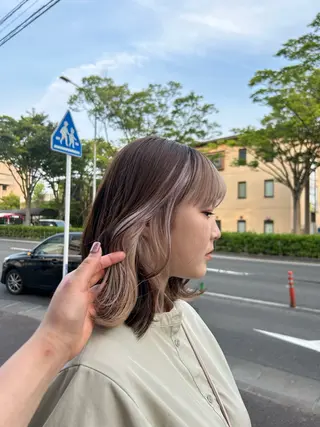 カラー 杏 華のヘアスタイル