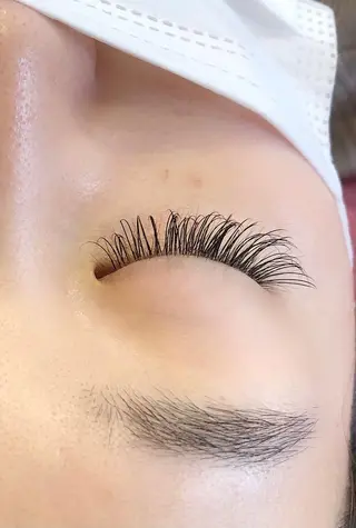 マツエク・マツパ nuna池袋 mokaのマツエク・マツパデザイン