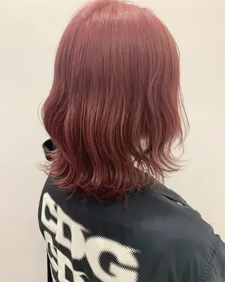 ショート カラー ハイトーン/ウルフ /小澤凌祐🦕のヘアスタイル