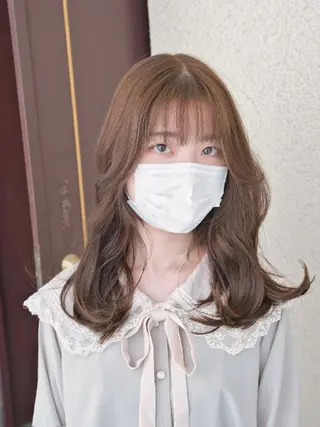 セミロング カラー Armoire所属・安藤悠里/ハイトーン /デザインカラーのヘアスタイル