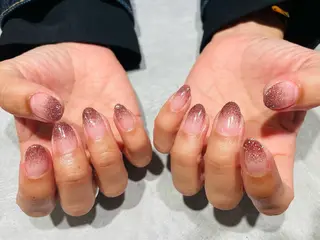 ネイル mamAsIenne所属・深沢 せいなのネイルデザイン