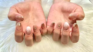 ネイル 二階堂 晴菜のネイルデザイン