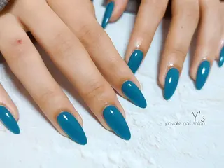 ネイル YUMI NAGAI  のネイルデザイン