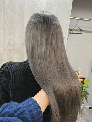 ロング カラー 🌷かわばた めい🌷のヘアスタイル