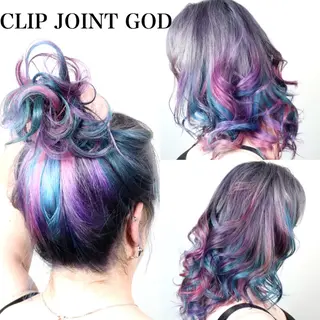 ロング カラー 秋葉 洸平のヘアスタイル