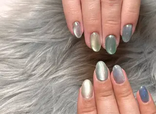 ネイル THEBALM sixネイル💅のネイルデザイン