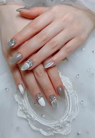 ネイル Miouミオン ネイルサロンのネイルデザイン