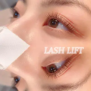 マツエク・マツパ Lim五反田所属・TSUNA 🌙 Lim 五反田のマツエク・マツパデザイン