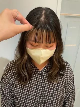 ショート ケアブリーチ/ エクステ/レイヤーのヘアスタイル