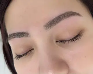 アイブロウ Grace Beauty Lounge所属・佃 愛実の眉毛・アイブロウイメージ