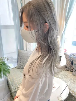 カラー the Help所属・朝斗/ブリーチ /エクステ/ギャルのヘアスタイル