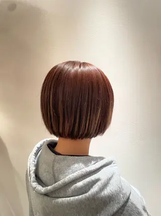 ショート レナークアリア 梅津美憂のヘアスタイル