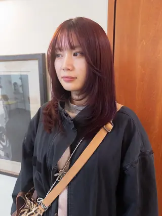 セミロング カラー 菊地 柚乃のヘアスタイル