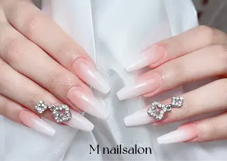 ネイル M🌷nail 長さだし専門店のネイルデザイン