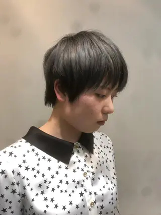 ショート カラー ワタナベ テルマサのヘアスタイル