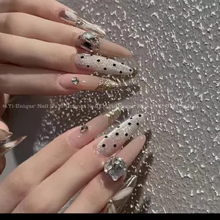 ネイル 鈴木 彩星のネイルデザイン